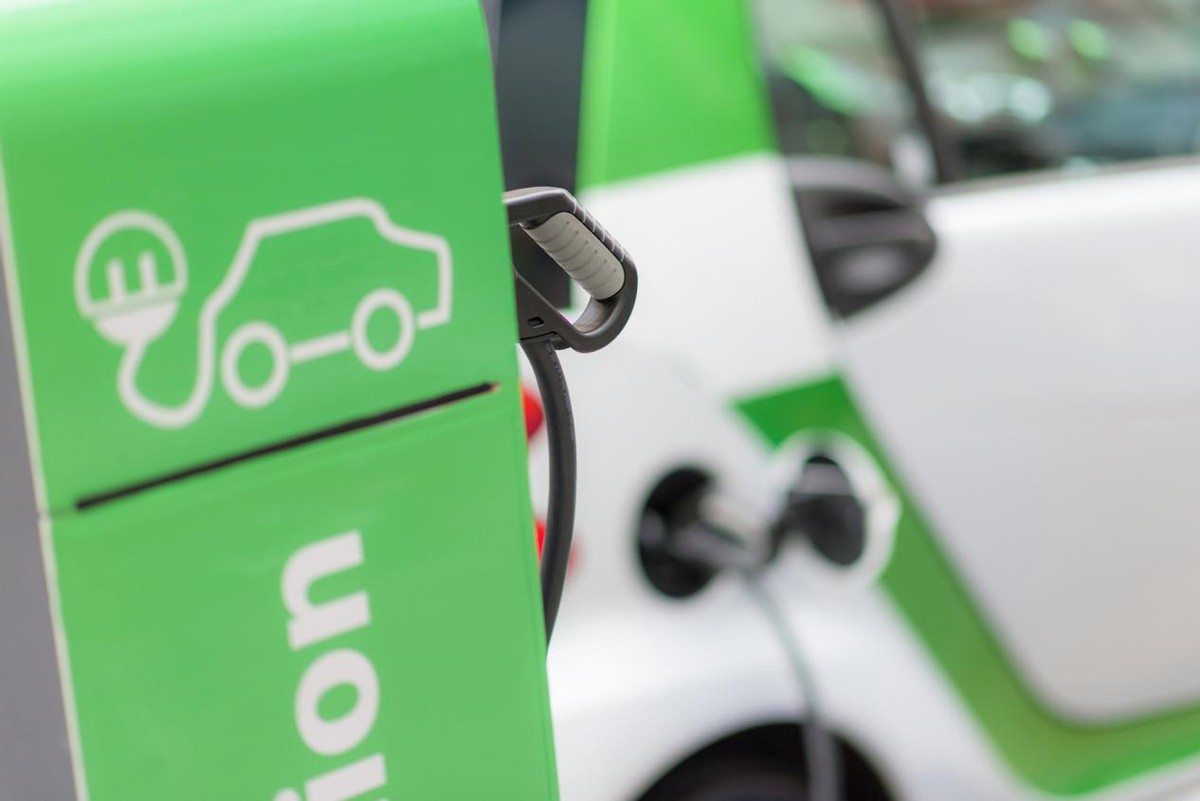 新能源汽车如何征税？车辆越重该交更多？