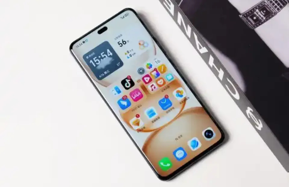 榮耀頂不住了，8000mAh+OIS光學防抖+綠洲護眼屏，起步價一降再降