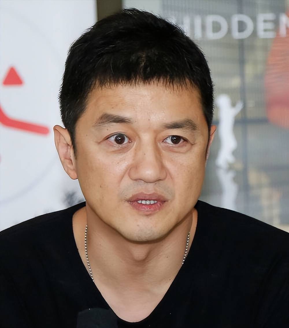 李亚鹏做梦也没想到,心中这口恶气竟让向太给出了,窦靖童没说谎