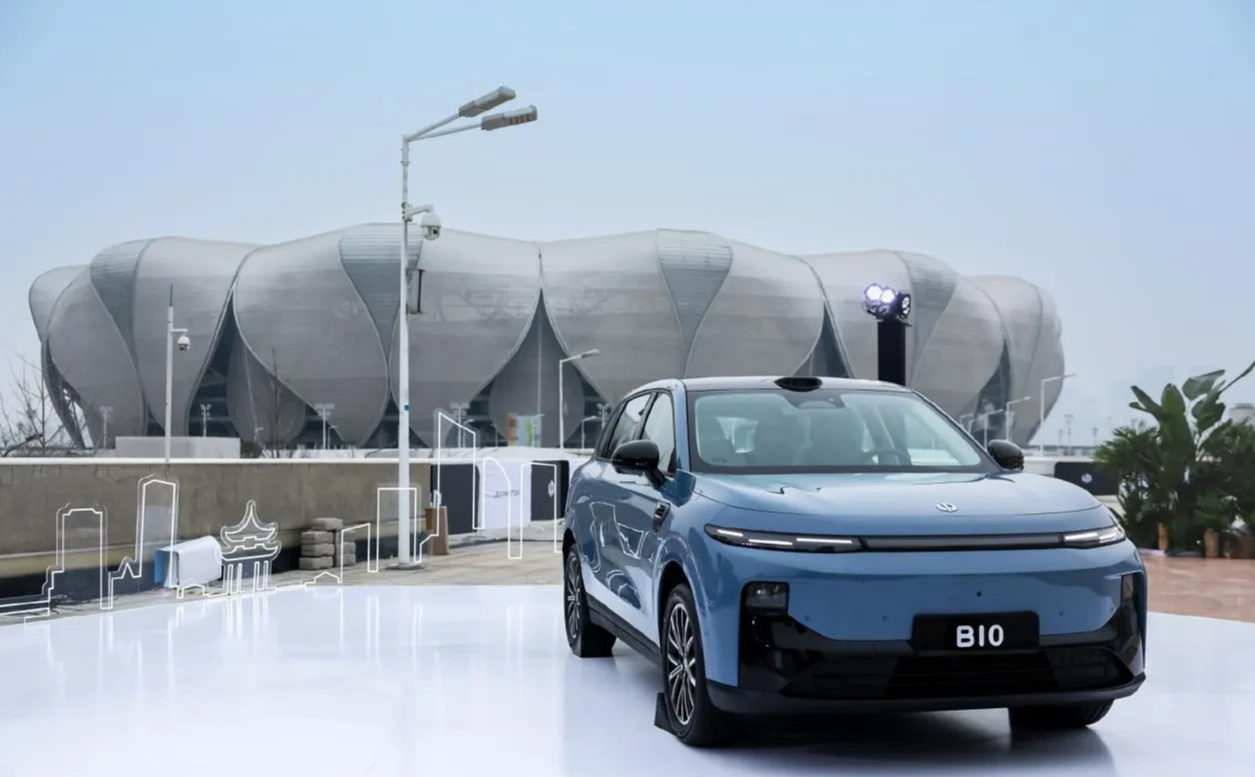 想买纯电SUV,零跑B10和银河E5谁更值得考虑?