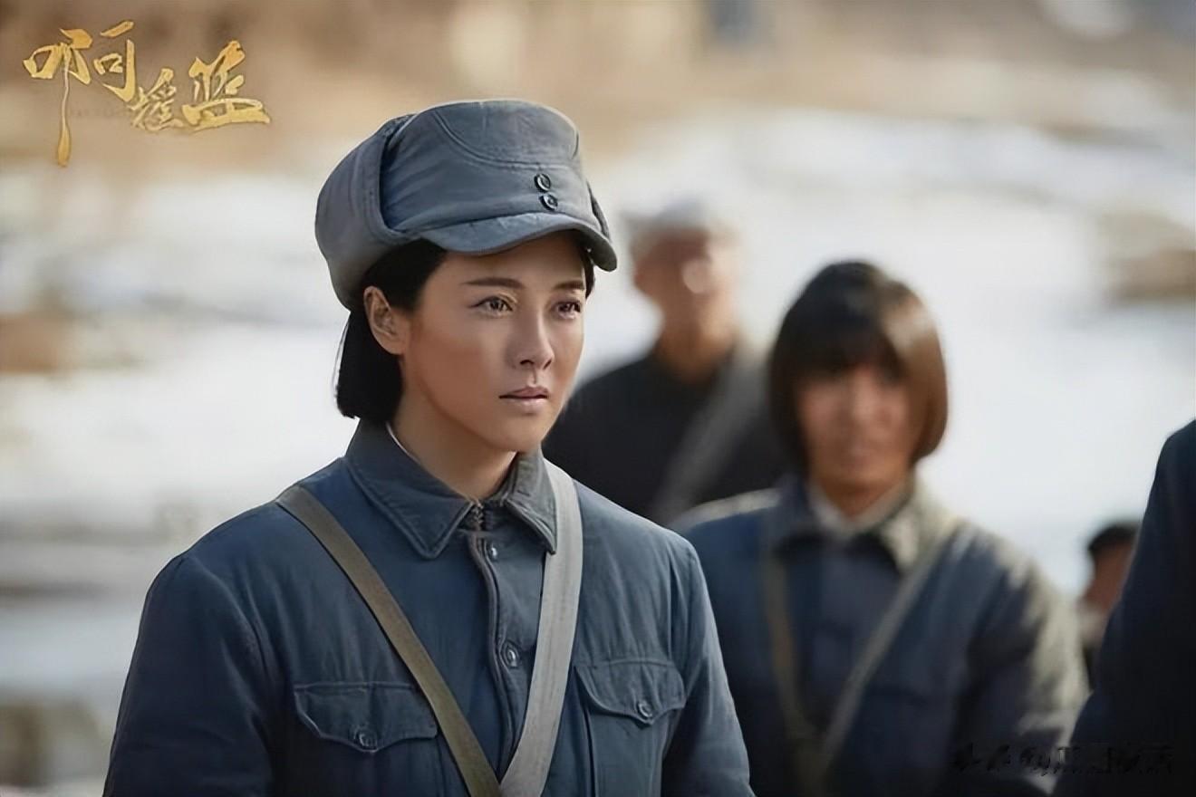 没领证却同居多年，38岁高龄生下女儿，爱人离世后她过得怎么样了