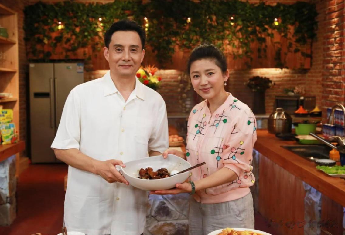 6次怀孕5次堕胎，终身不孕的她惨遭丈夫抛弃，二婚后又被宠上天