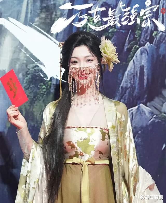 易梦玲野心不是当胡彦斌女友,从脸上动刀到拜师郝蕾,都在算计里