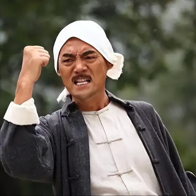 不露面不知道,一露面吓一跳!这些明星怎么突然就老得不成样子了