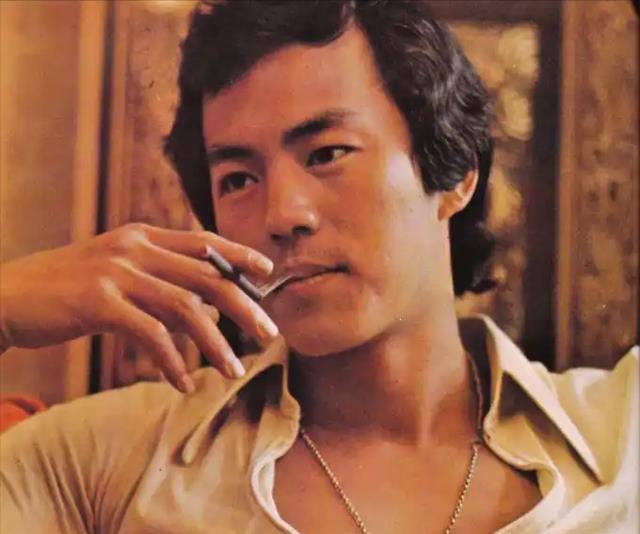 男神老了!4位港星风华难在,狄龙断崖式衰老,万梓良也逃不过