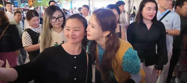 韩女星现身上海街头测试人气，希望被中国观众认出，结果出乎意料