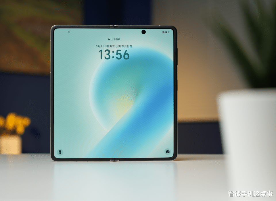 三大頭部廠商折疊屏時間流出：OPPO求穩(wěn)，榮耀堆料，蘋果憋大招！