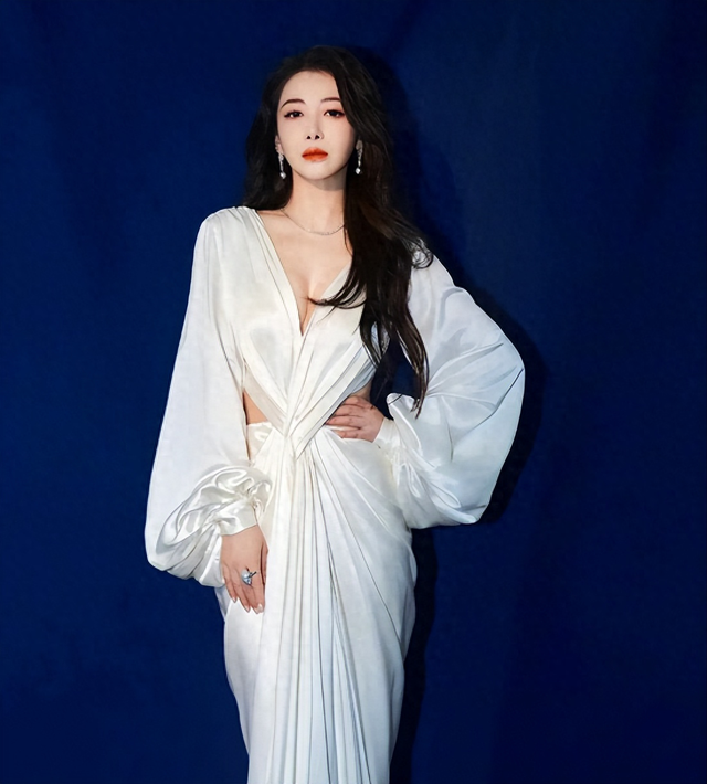 同样是\艳照门\，凭啥陈紫函能成功翻身，如今更是事业爱情双丰收