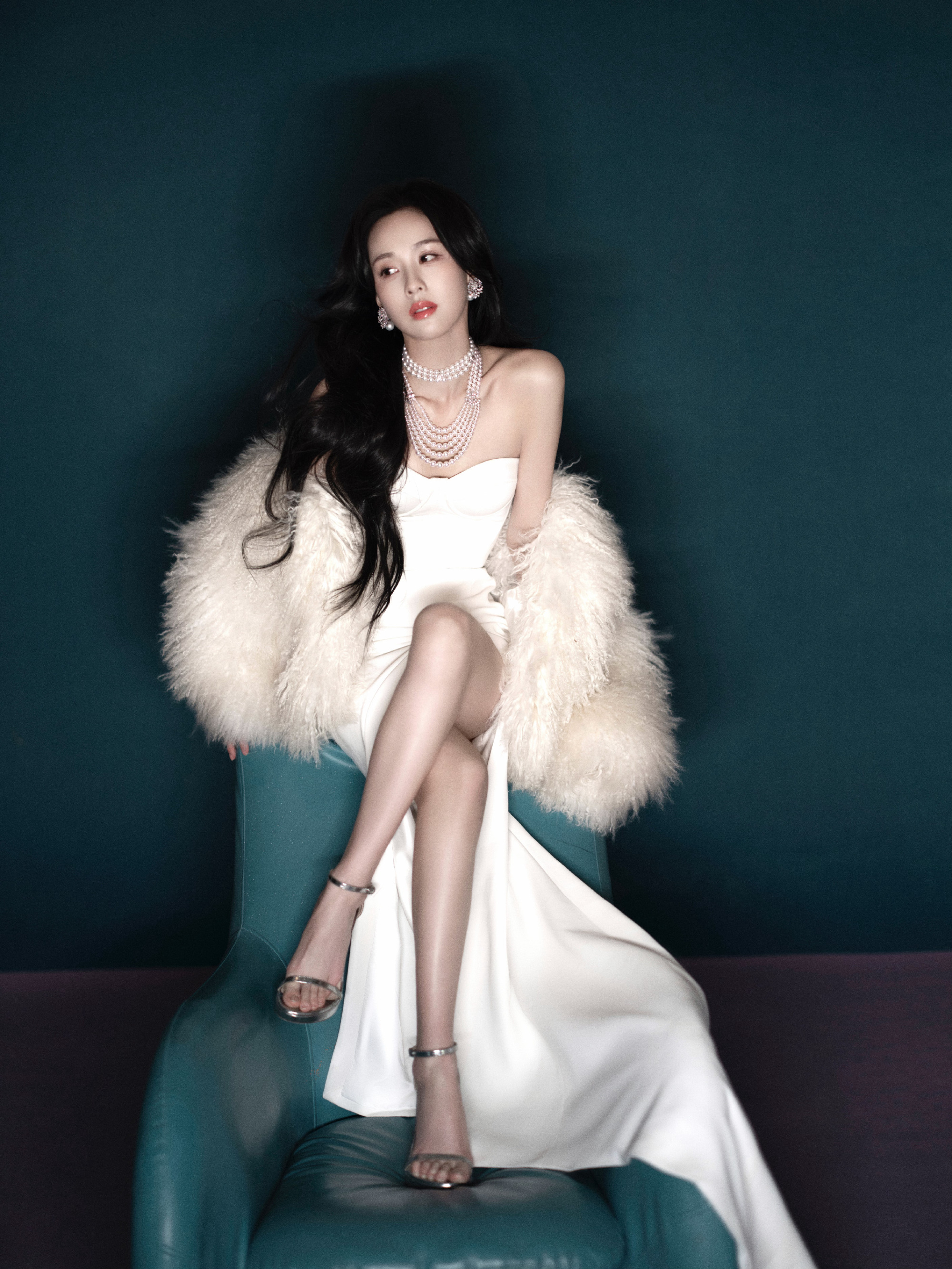 陈都灵的大长腿玉足