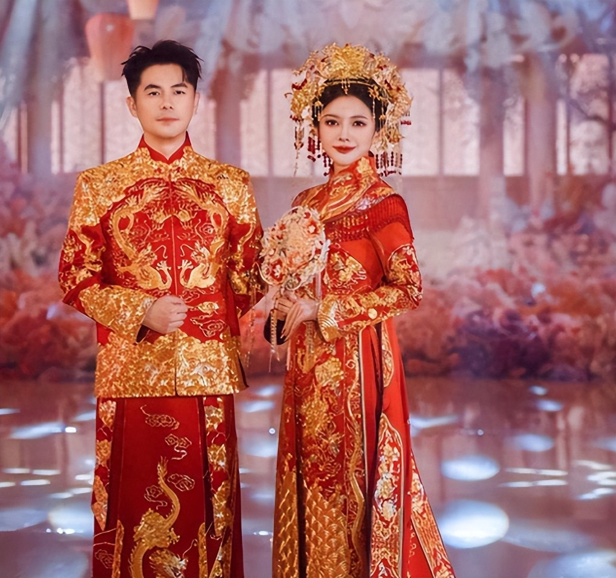 官宣生子2个月，文咏珊首次露面参加豪门婚礼，升级归来惊艳众人