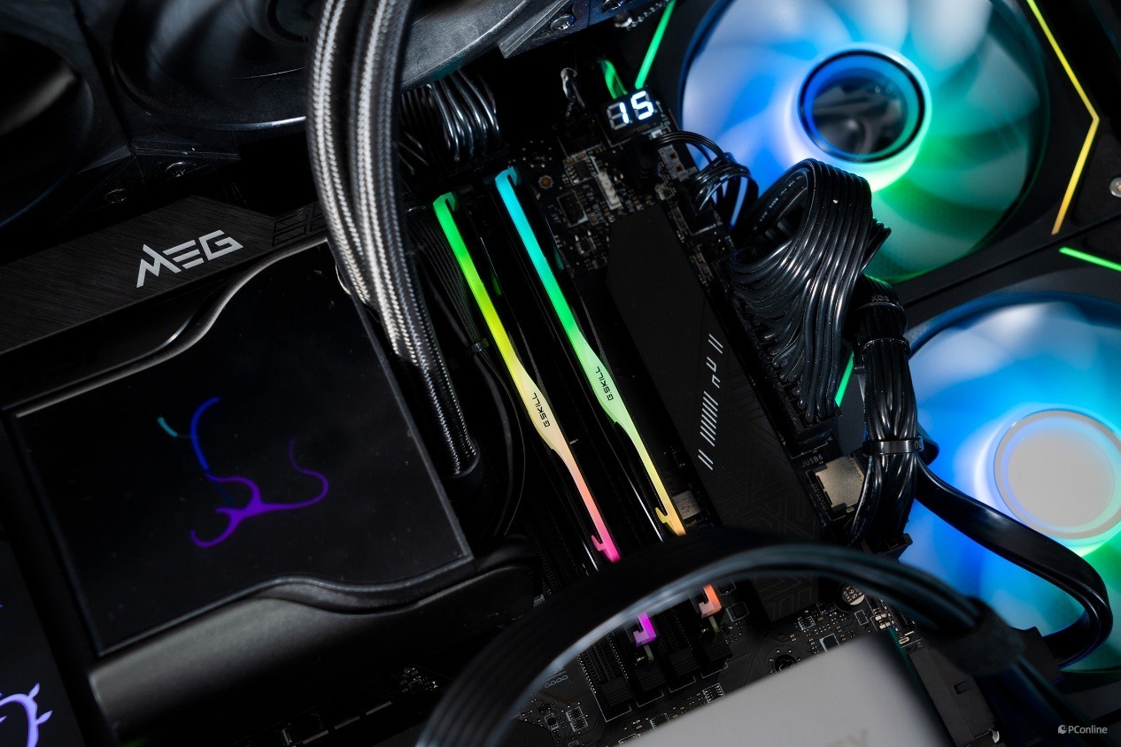 芝奇Trident Z5 Neo焰锋戟RGB评测:容量、性能、颜值都不能少