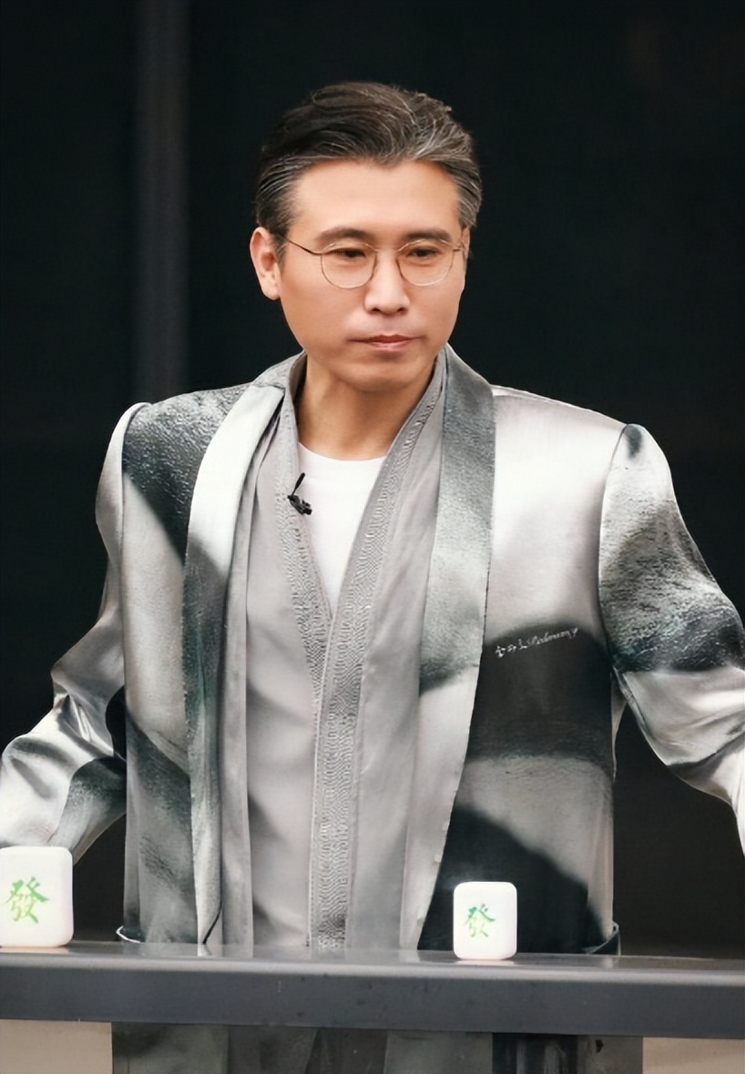 担心的事还是发生了,上综艺爆火不到半年,李乃文口碑一夜塌房