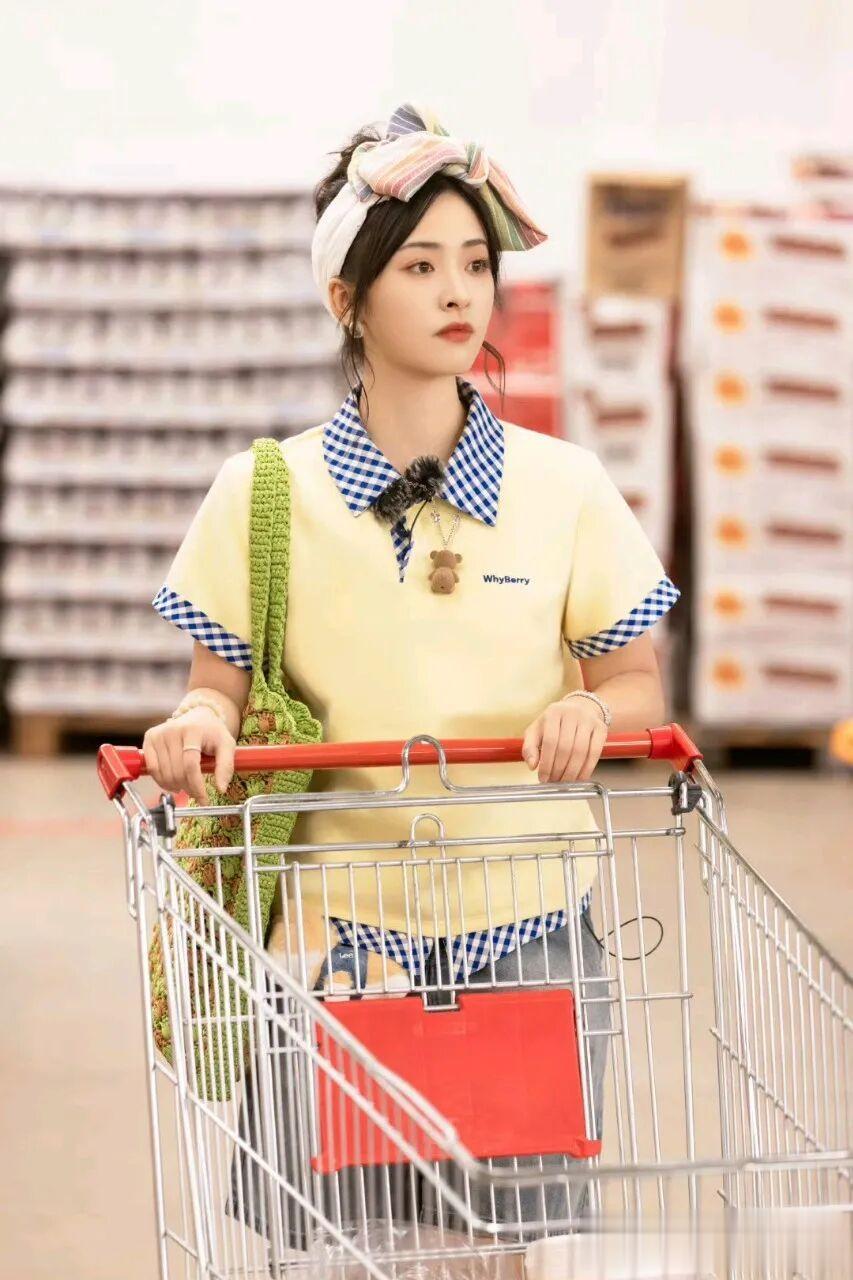 沈月，甜美与浪漫合体