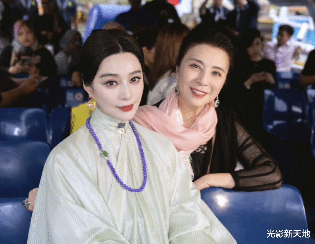 内娱收入最高的女星，7年无戏可拍，一年营收超过14亿