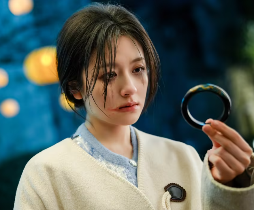 好家伙，《大江之水》开播就差评一片，观众的差评理由出奇的一致