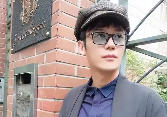 演了一辈子日本人没火,搭档佟丽娅没红,如今靠着雷佳音终于红了