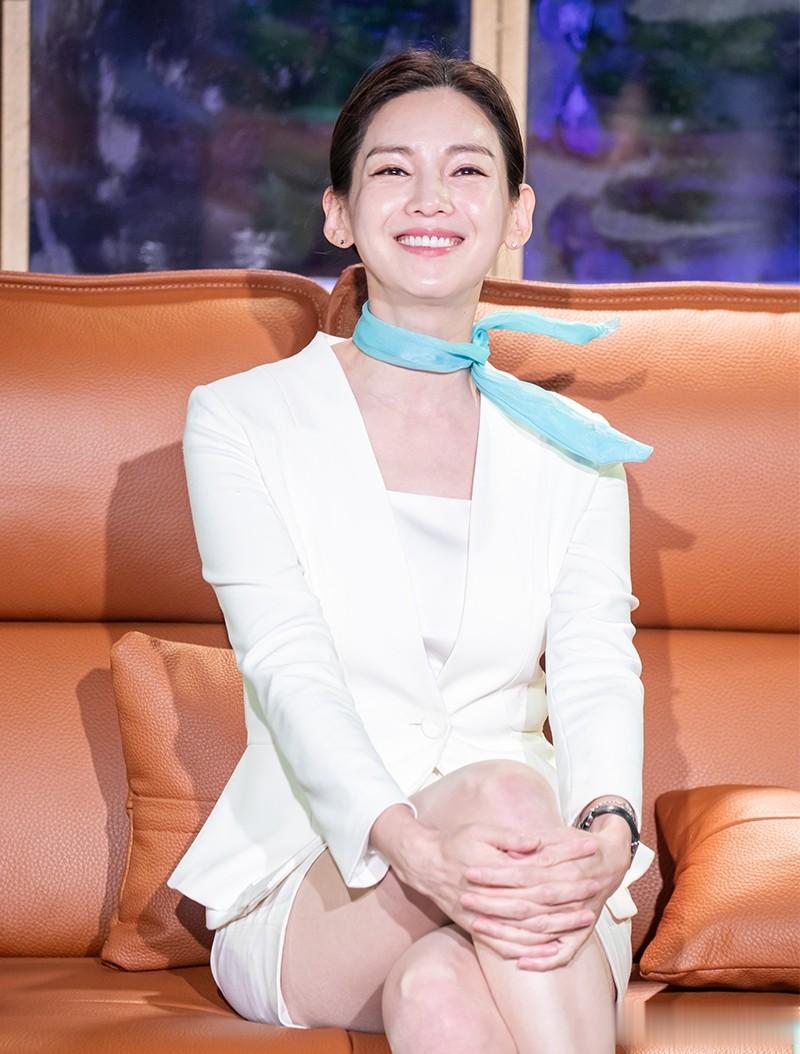 韩国女星离婚后做出租车司机，如今松口谈再婚：孩子想法让人意外