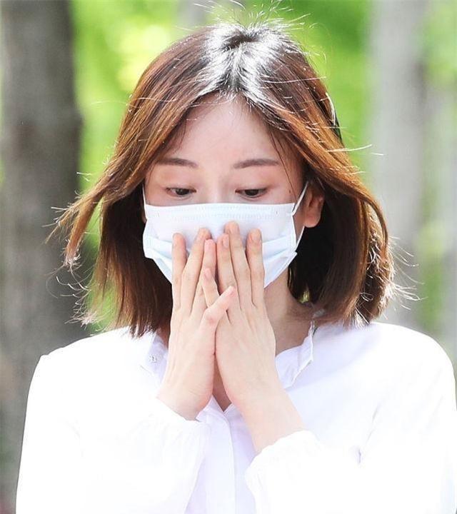 韩国影帝李善均之死:财阀千金黄荷娜裙下臣,3条人命葬送她手里