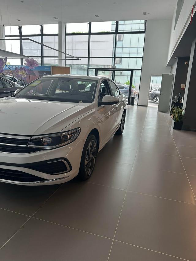 平民神车。性价比之王一宝来