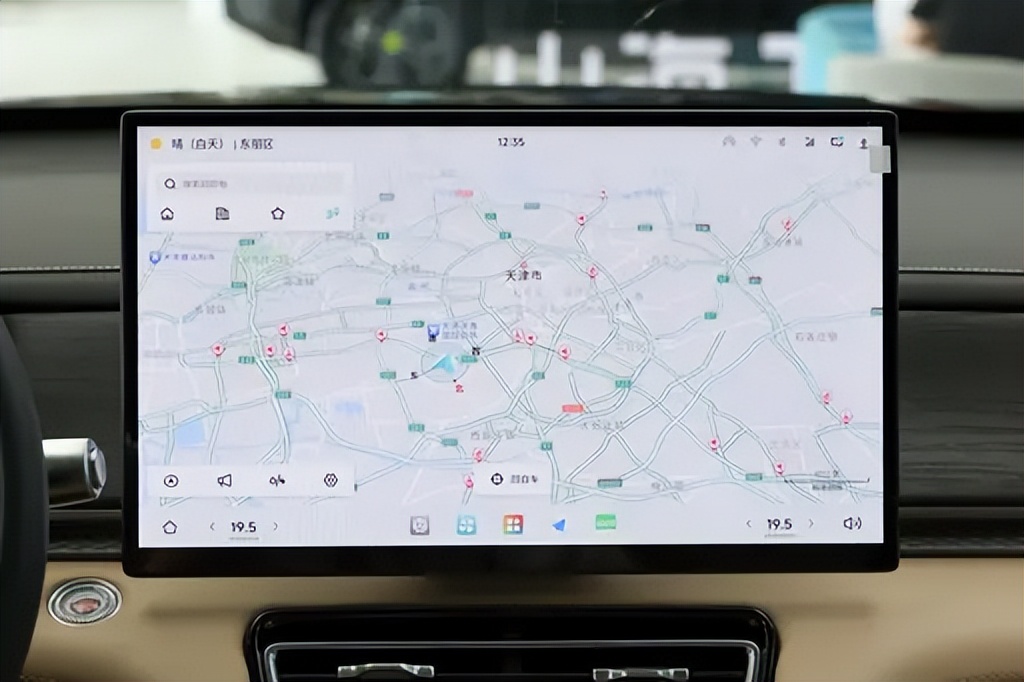 最近为什么这么多人在聊这台插混SUV？看完你就懂了