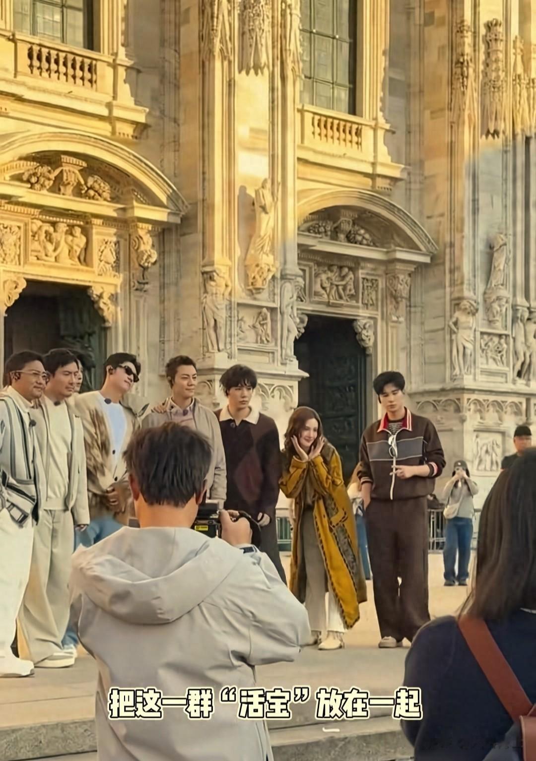 陈伟霆意大利炸街，外国美女秒变小迷妹，沈腾一句话，逗笑所有人