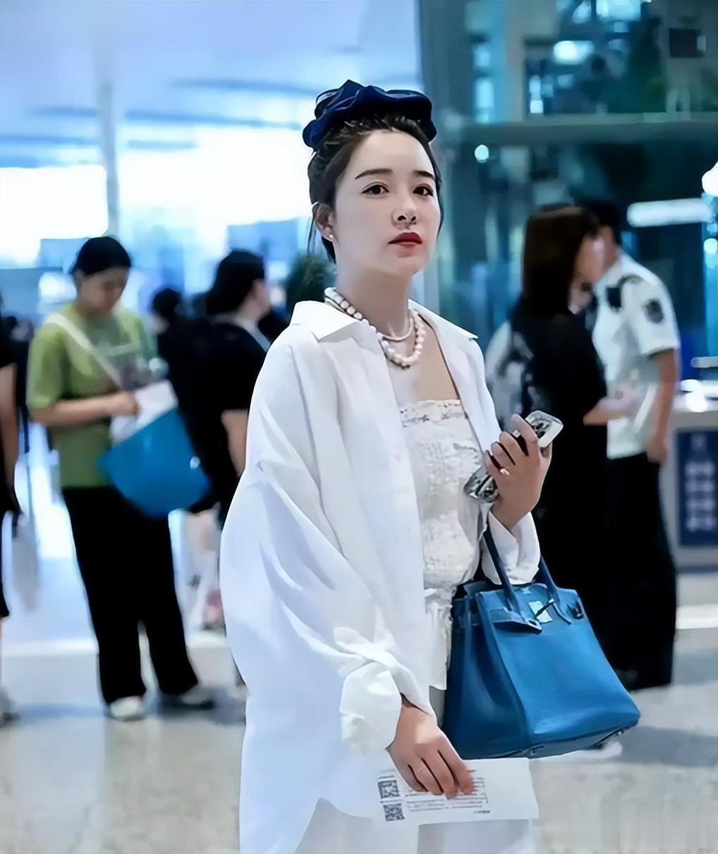 阚清子被曝早产女婴，多重畸形抢救无效去世，细节曝光叹真不应该