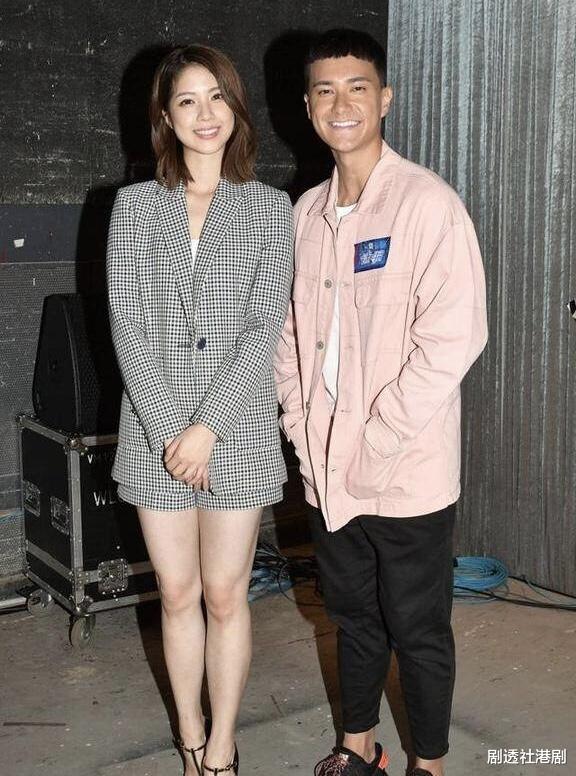 TVB力捧小花努力拼事业!被指与帅气小生感情生变,密友接连爆料