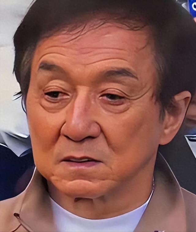 不露面不知道,一露面吓一跳!这些明星怎么突然就老得不成样子了