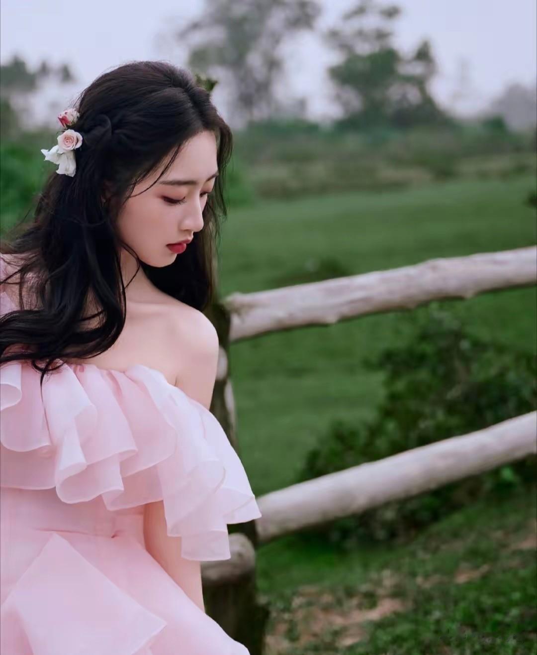 邓恩熙：法式田园风少女