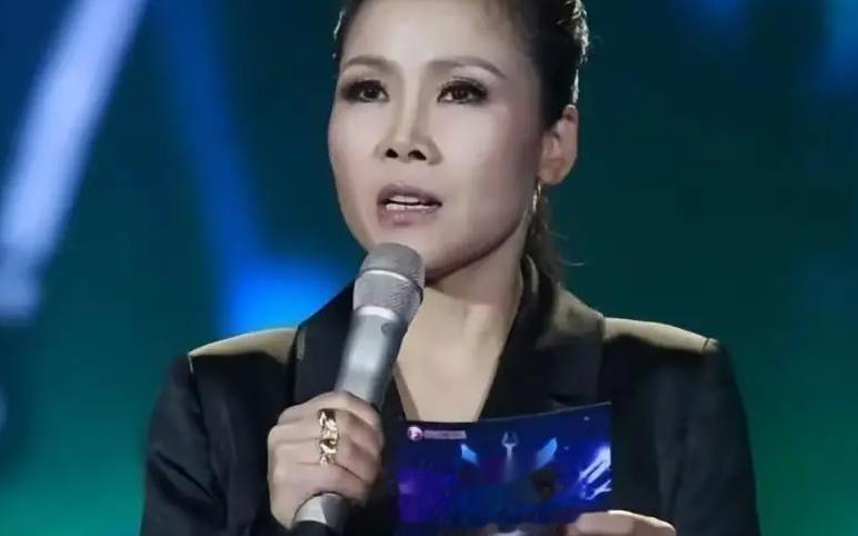 那英没想到，自己的同门师姐田震，如今竟也走上了和刀郎一样的路