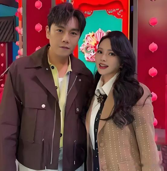 14年恋爱,9年婚姻,41岁离婚带娃,47岁再嫁,如今她被宠成公主