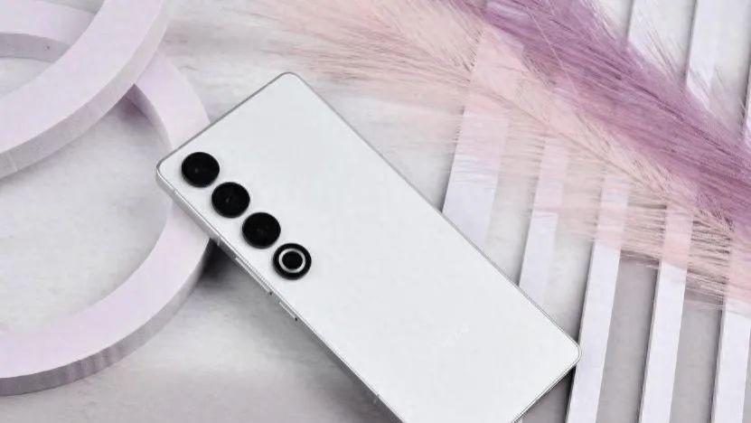 魅族22系列爆料，硬件挺给力的