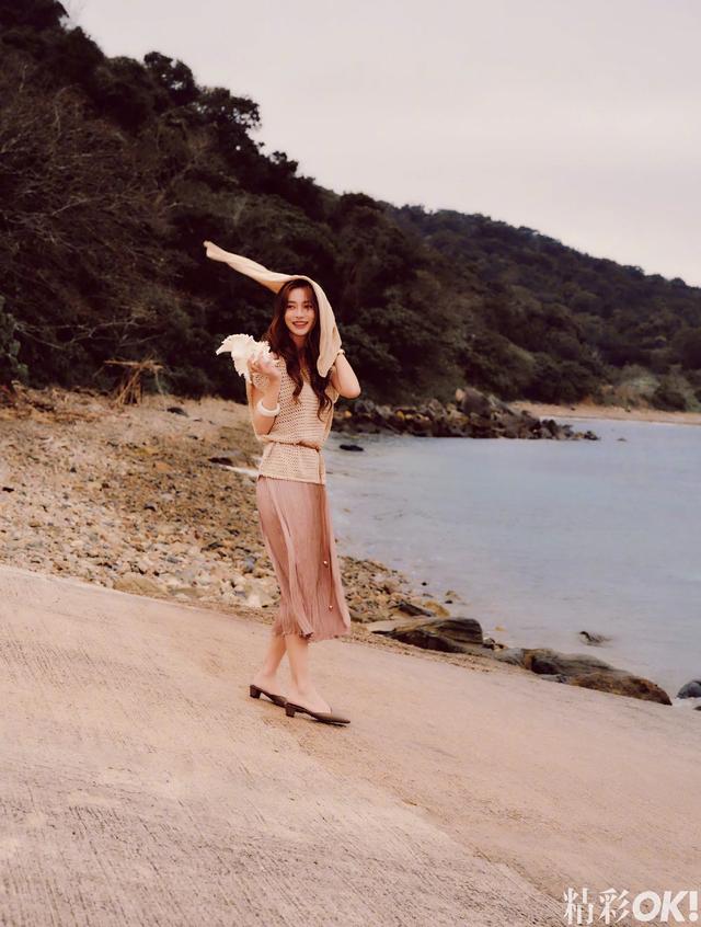 Angelababy《OK》封面大片，给粉丝送上颜值暴击