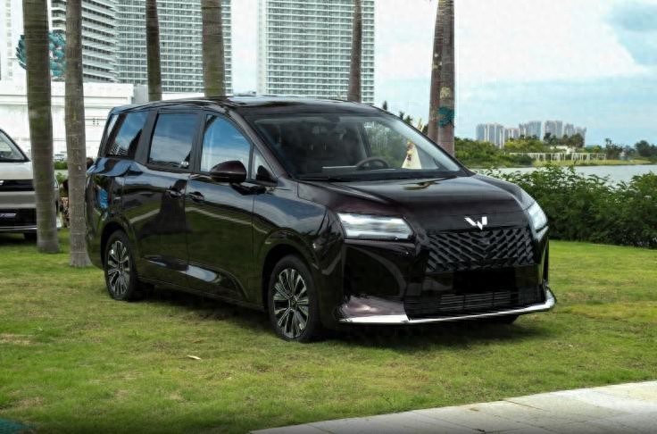 10万不到享七座MPV，尺寸比肩奥德赛，满状态能跑1100km