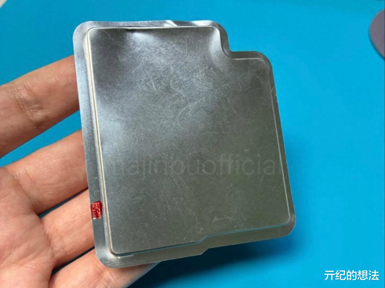 确认！iPhone17 Air电池曝光，有点小