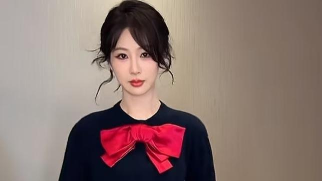 笑到头掉！杨紫跳舞是喜剧人实锤？女神包袱碎一地