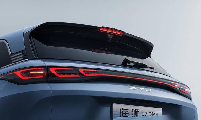 五座版的唐?比亚迪海狮 07 DM—i 上市,售价 16.98 万元起