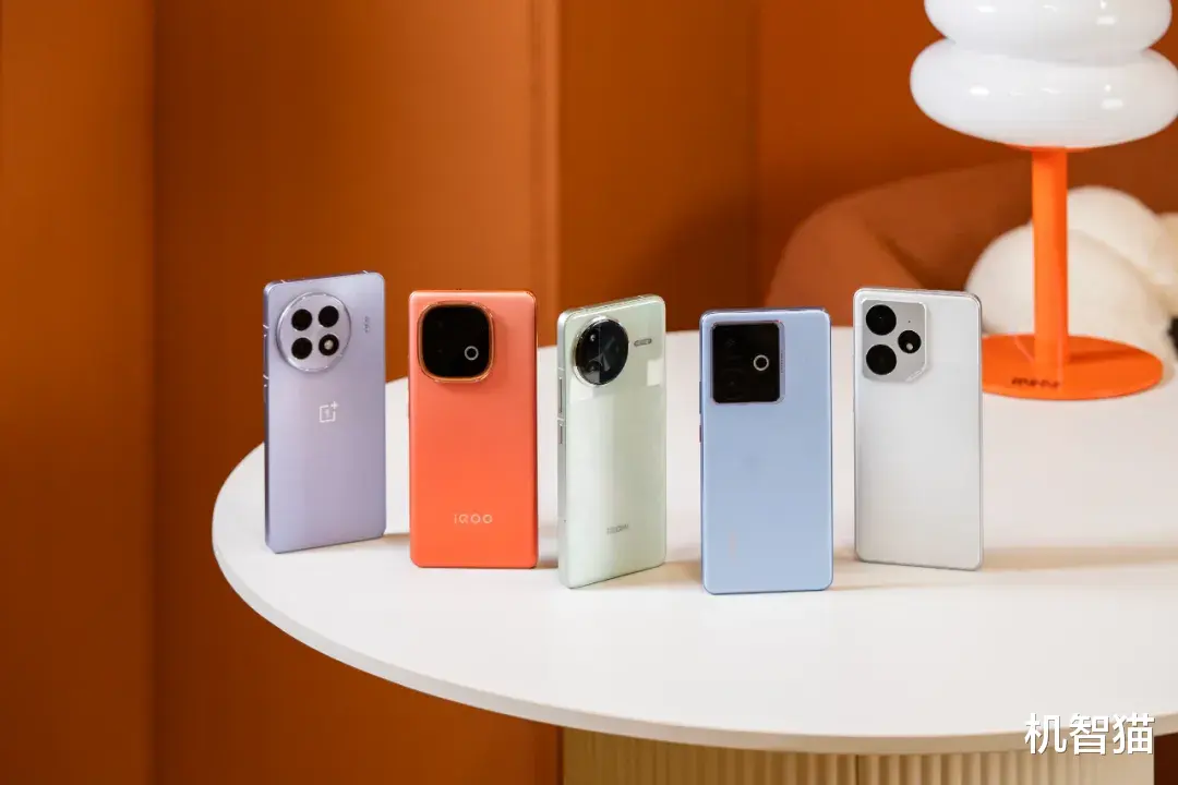 最近手机的价格，降得也太离谱了