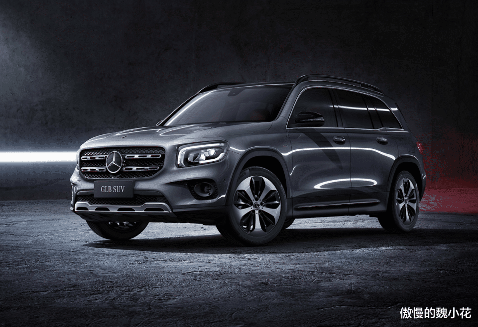 31.19万起,配1.3T引擎,2025款“奔驰GLB”官宣,尺寸加大!