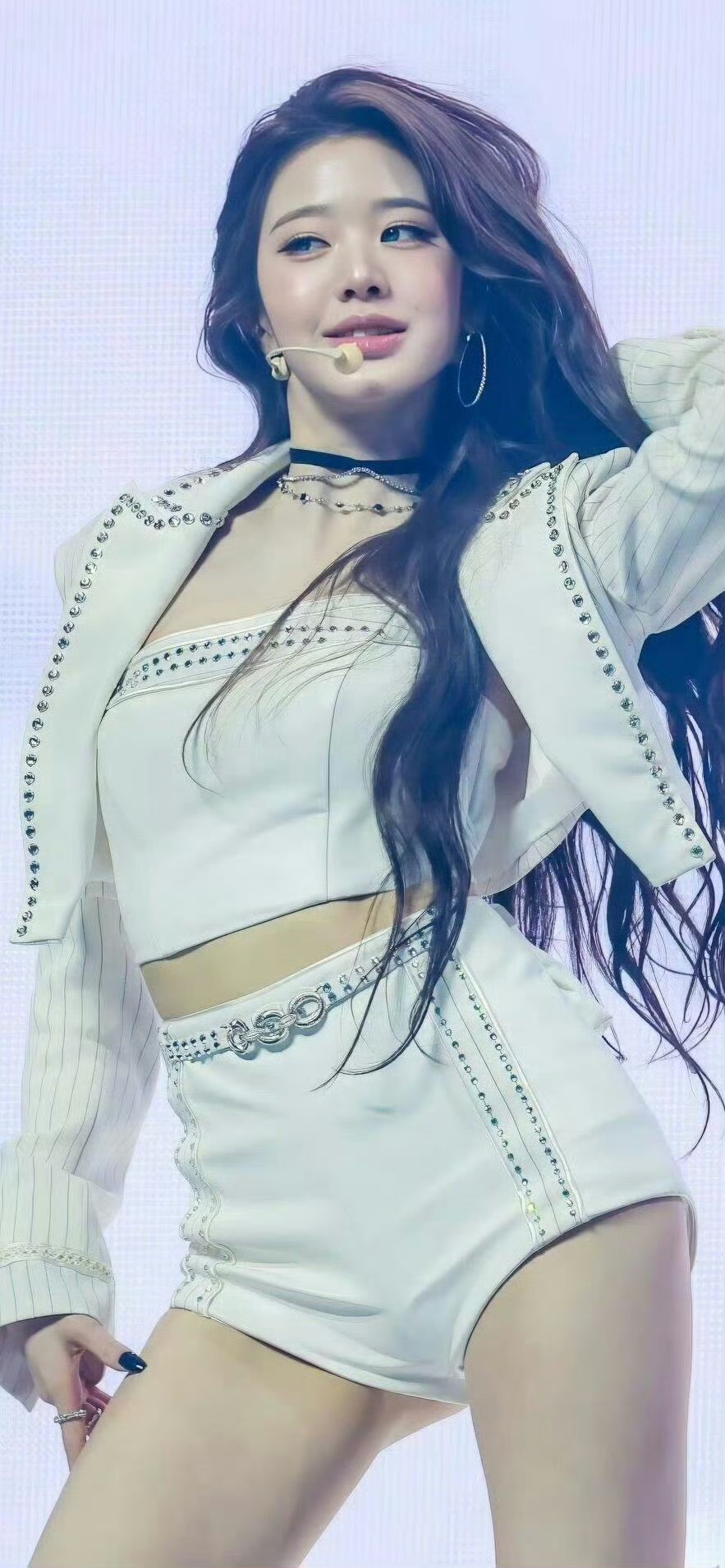 张元英舞台上好会 ???