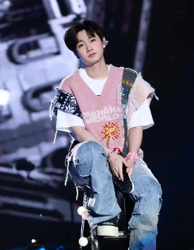 《歌手2025》官宣首发阵容，陈楚生成最大“败笔”，李宇春有话说