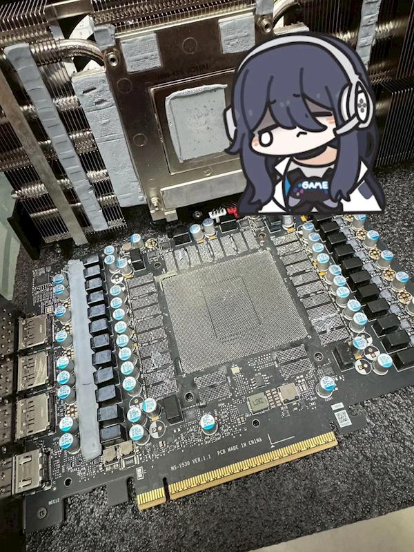網友重金購買RTX 5090到貨后崩潰：GPU、內存芯片全被拆了 只剩PCB