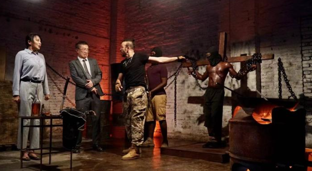 “龙女郎”搭档袁家班武指，4天票房不足70万，对不起这个阵容