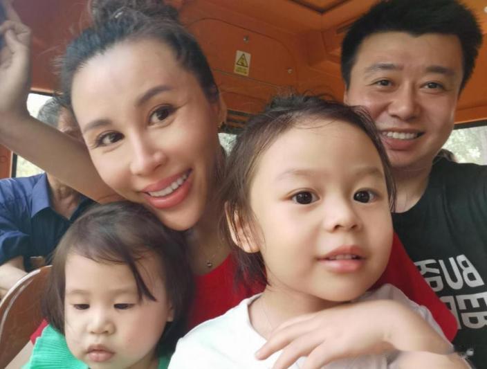 她和奥运冠军马琳离婚分走千万，再婚嫁给金融学霸，如今怎样了？