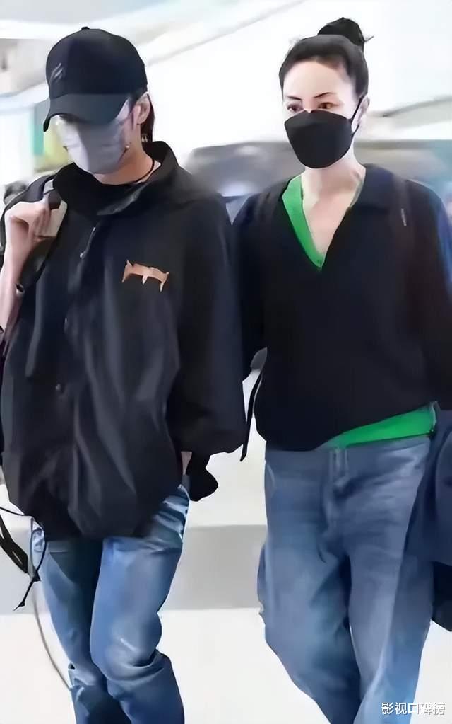 王菲最新广告花絮曝光，穿大露背连衣裙撞脸那英，56岁状态很好