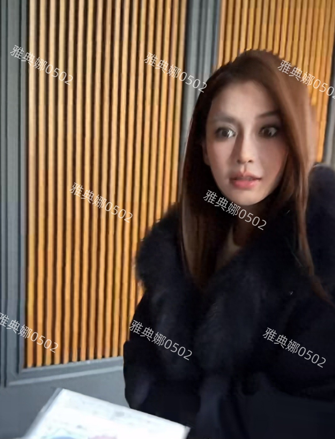 近距离看angelababy虽然好看，但她眼睛太大了总瞪着一副惊恐状