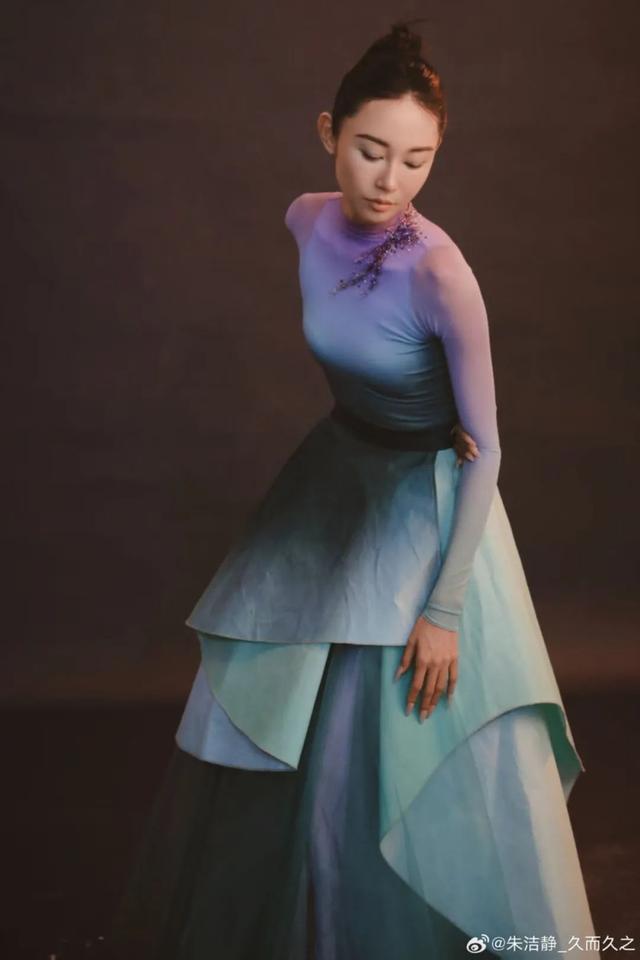 知名女演员重病归来！曾四登春晚，发文：轻舟已过万重山