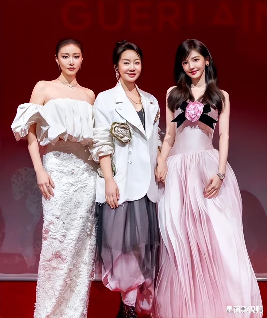 这一夜，宋威龙出场秒了一堆短剧男演员，才知道大明星和网红的区别