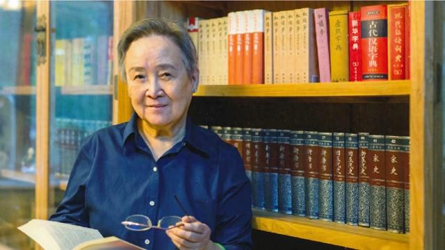 谌容离世才一年,再看嫁给英达28年的梁欢,还真应了冯小刚那番话