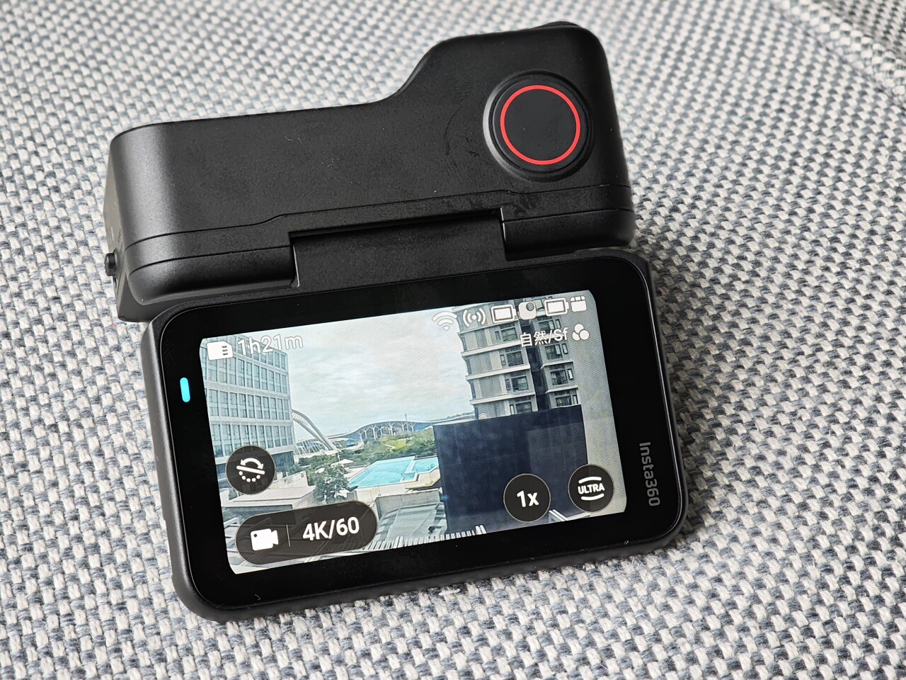 Insta360 GO Ultra評測：定位清晰的口袋相機，拒絕陽光機？